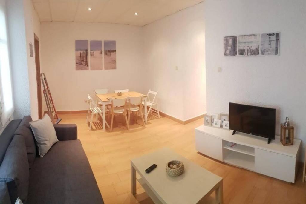 Cozy Apartment In The Heart Of Alicante! Экстерьер фото